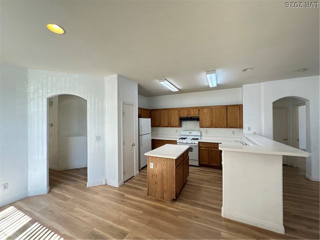2525 LIVING ROCK Avenue, Las Vegas, NV 89106