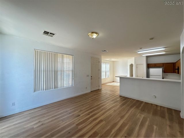 2525 LIVING ROCK Avenue, Las Vegas, NV 89106
