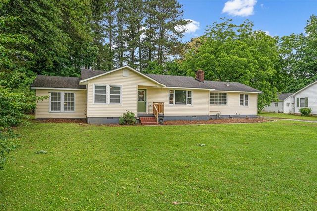 819 Betsy Pack Drive, Jasper, TN 37347