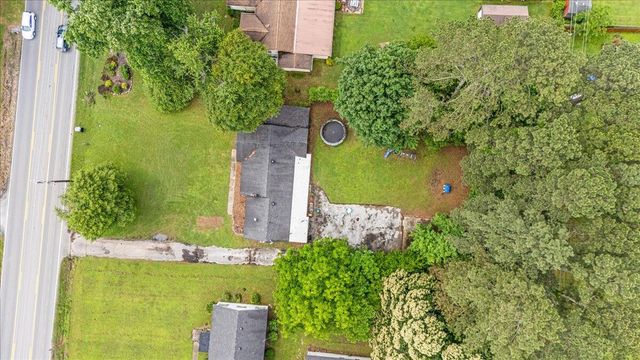 819 Betsy Pack Drive, Jasper, TN 37347