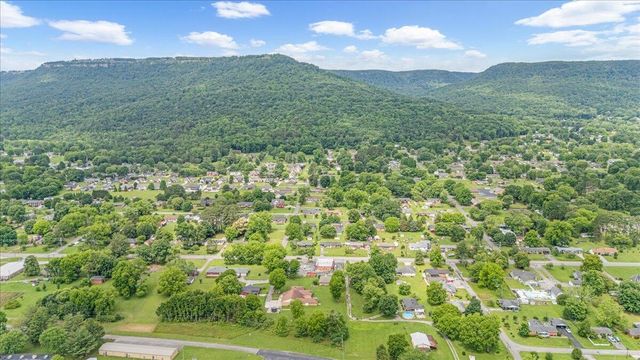 819 Betsy Pack Drive, Jasper, TN 37347