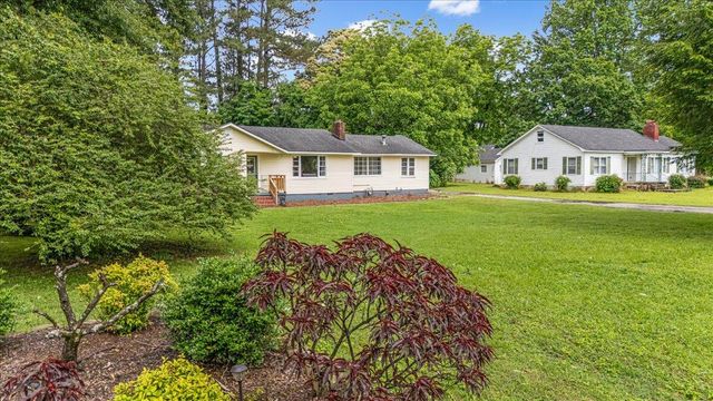 819 Betsy Pack Drive, Jasper, TN 37347
