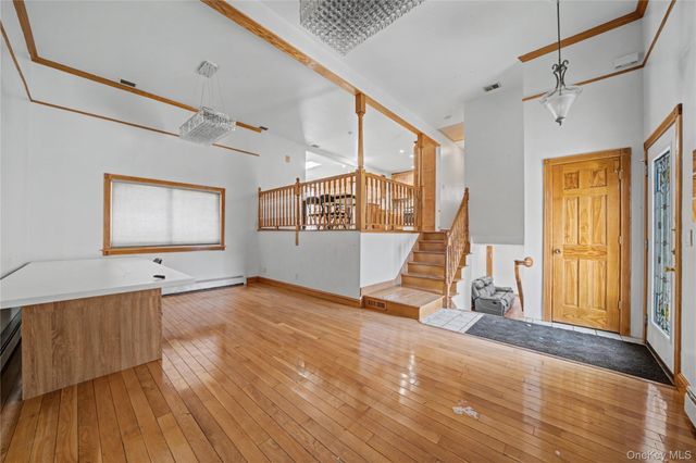 46 Merriewold Lane N, Monroe, NY 10950