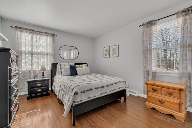 306 Raintree Dr, Hendersonville, TN 37075