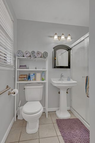 306 Raintree Dr, Hendersonville, TN 37075