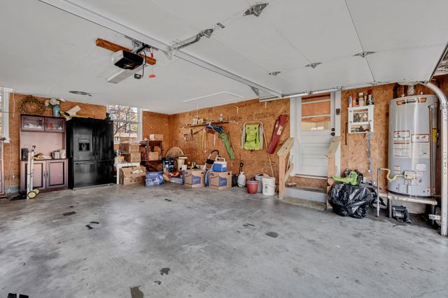 306 Raintree Dr, Hendersonville, TN 37075