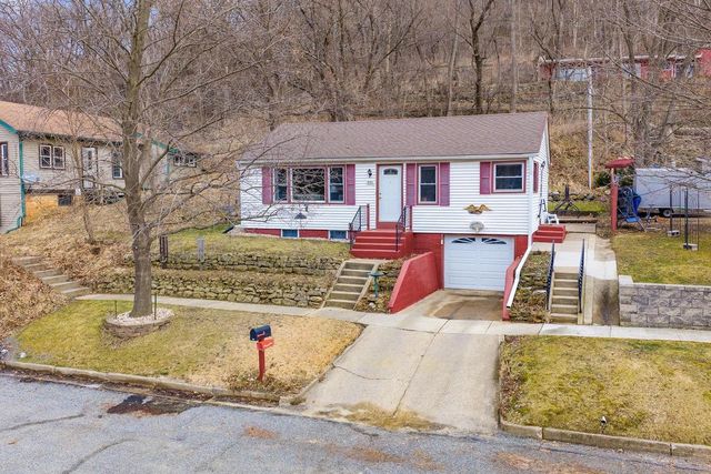 685 Chestnut Street, Richland Center, WI 53581