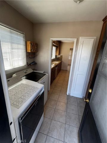 1642 S Bedford, Los Angeles, CA 90035