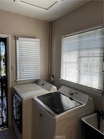 1642 S Bedford, Los Angeles, CA 90035