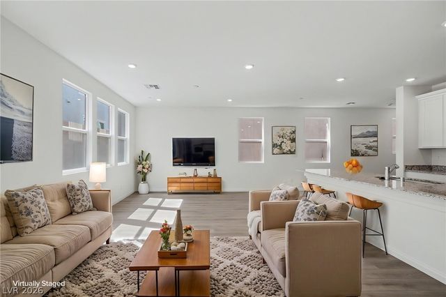 3765 Tijeras Avenue, Las Vegas, NV 89121