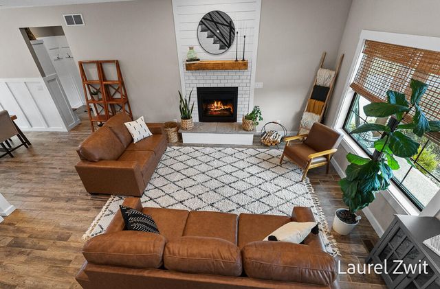 2281 N Green Creek Road, Fruitland Twp, MI 49445