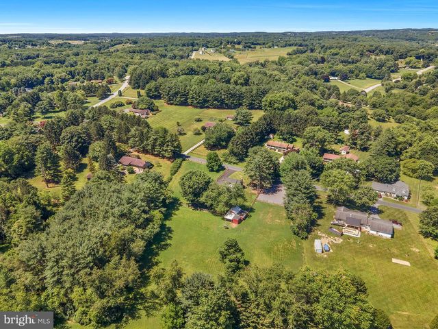 932 BEAR BRANCH RD, Westminster, MD 21157