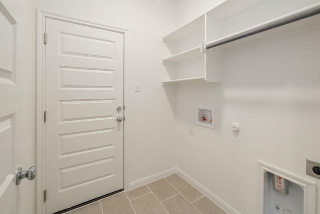 222 Hornet ST, Elgin, TX 78621