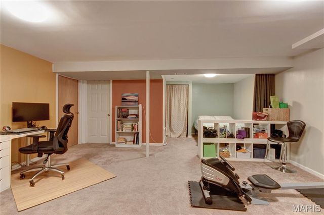 564 Woodlyn Crossing, Ballwin, MO 63021