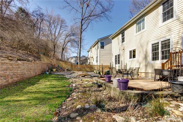 564 Woodlyn Crossing, Ballwin, MO 63021