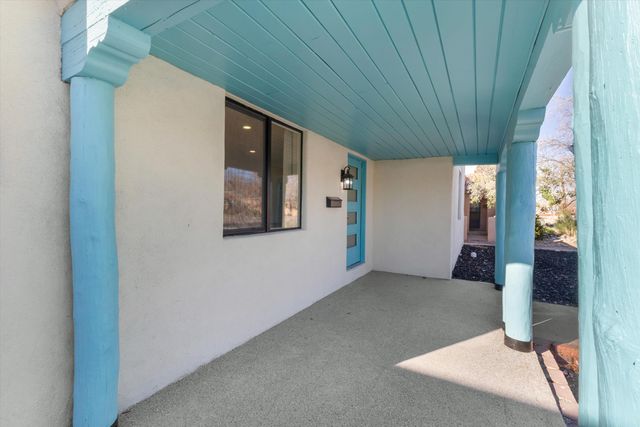 425 Carlisle Boulevard NE, Albuquerque, NM 87106