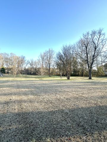 1213 S Chattanooga Street, Lafayette, GA 30728