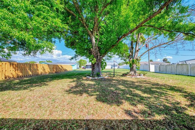 430 SUNNYSIDE DRIVE, Venice, FL 34293