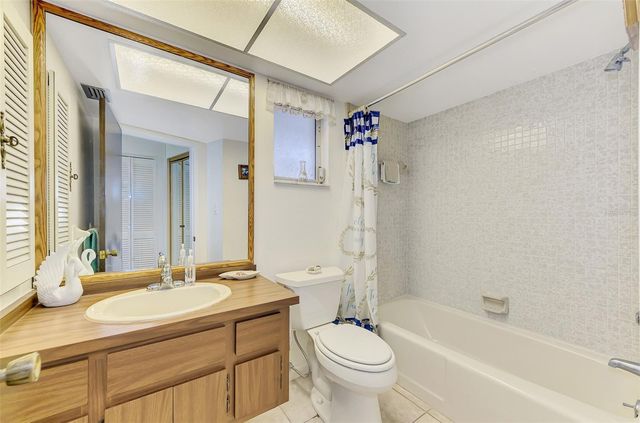 430 SUNNYSIDE DRIVE, Venice, FL 34293