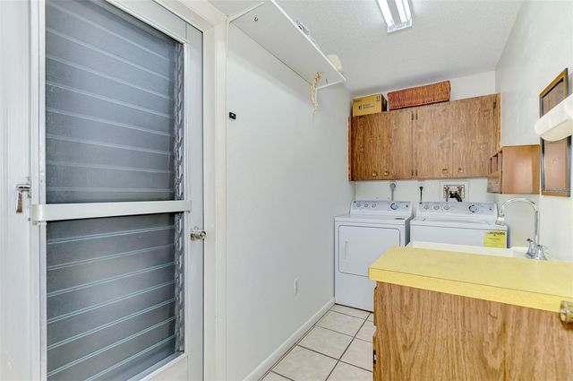 430 SUNNYSIDE DRIVE, Venice, FL 34293