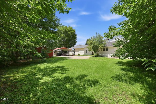 307 E F Street, Erwin, NC 28339