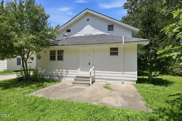 307 E F Street, Erwin, NC 28339