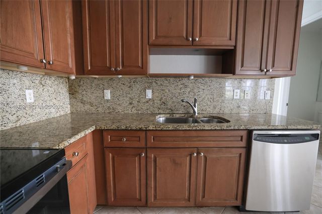 16122 Poppyseed Cir 1404, Delray Beach, FL 33484