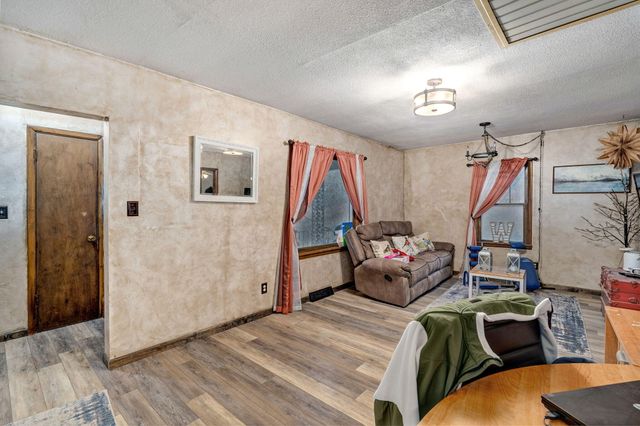 300 Lane Branch Road, Crane, MO 65633