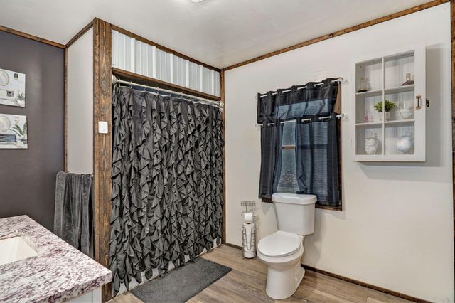 300 Lane Branch Road, Crane, MO 65633