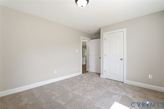 17557 Hewlett Rd, Beaverdam, VA 23015