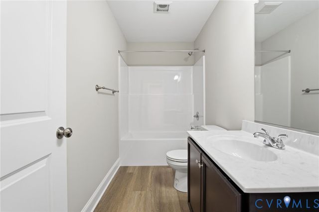 17557 Hewlett Rd, Beaverdam, VA 23015