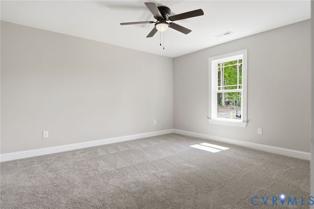 17557 Hewlett Rd, Beaverdam, VA 23015