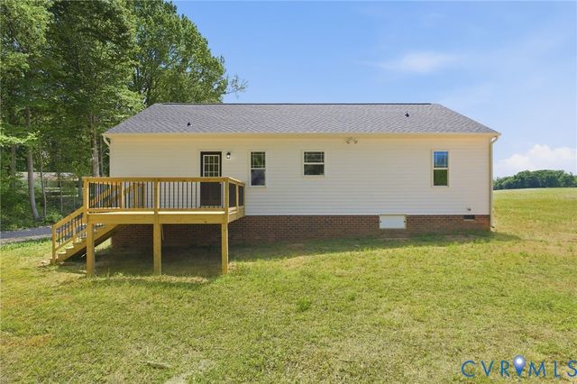 17557 Hewlett Rd, Beaverdam, VA 23015