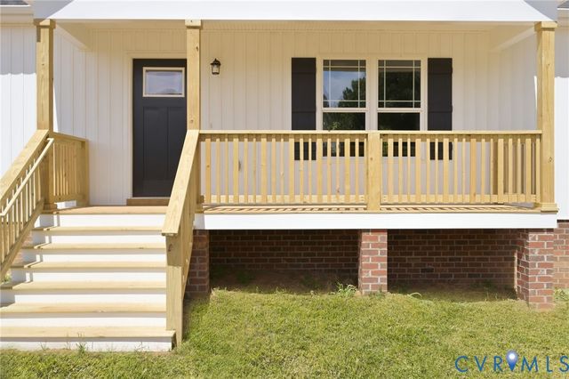 17557 Hewlett Rd, Beaverdam, VA 23015