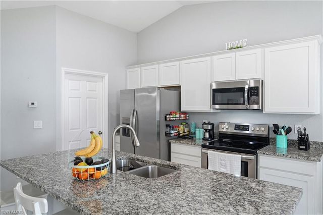 516 NW 6th TER, Cape Coral, FL 33993
