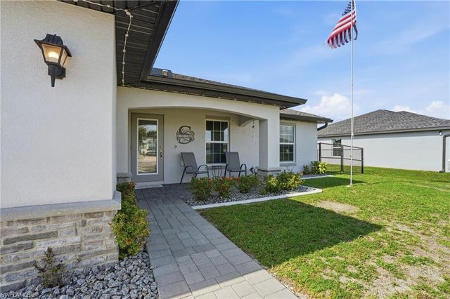 516 NW 6th TER, Cape Coral, FL 33993