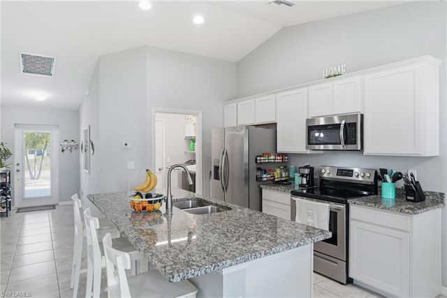 516 NW 6th TER, Cape Coral, FL 33993
