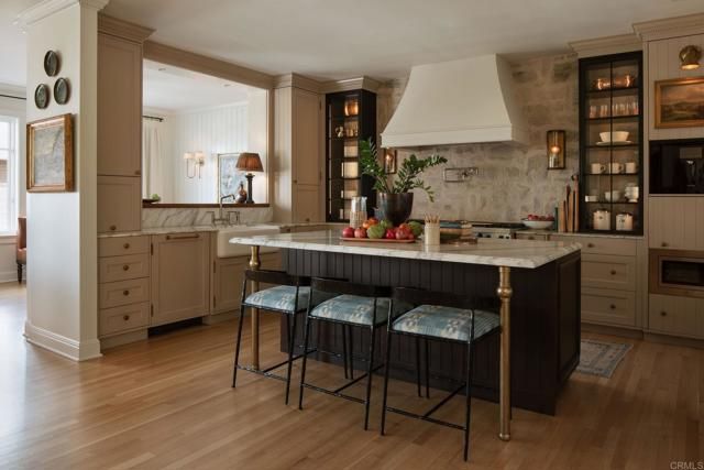 5735 Dolphin Place, La Jolla (san Diego), CA 92037