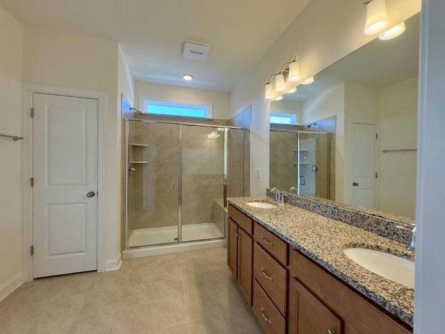 2550 Forge Village Way, Apex, NC 27523