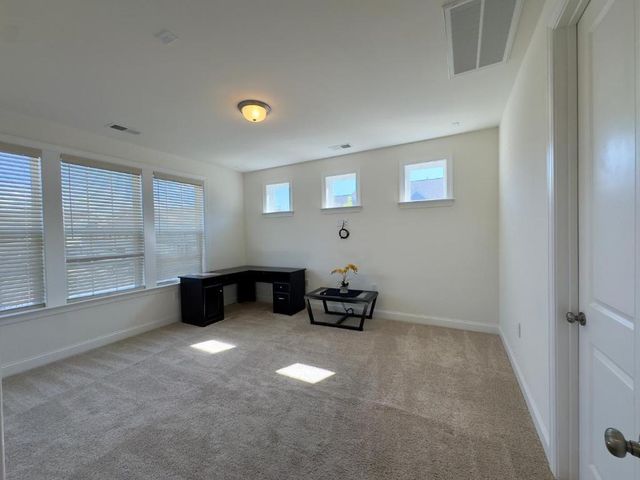 2550 Forge Village Way, Apex, NC 27523