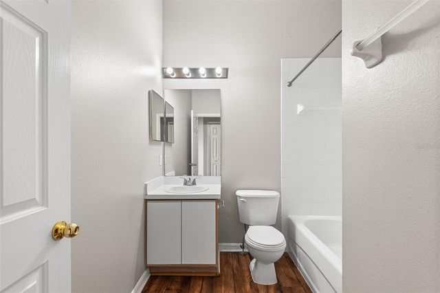 1304 DENMAN COURT, Wesley Chapel, FL 33543