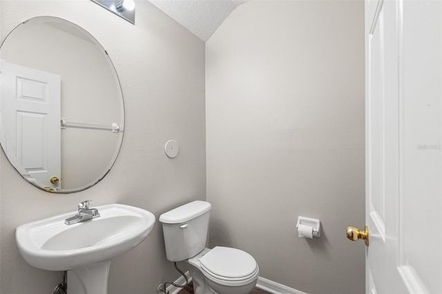 1304 DENMAN COURT, Wesley Chapel, FL 33543