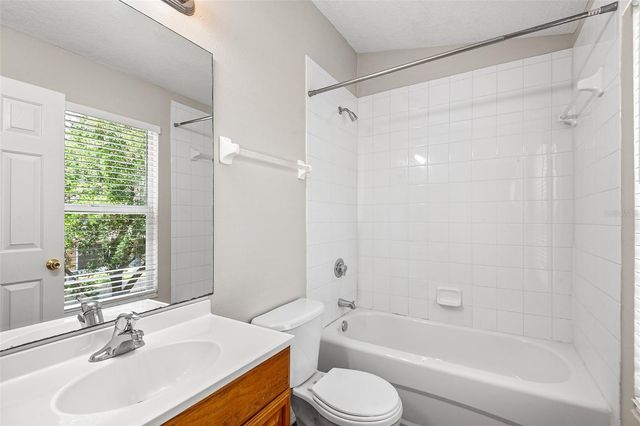1304 DENMAN COURT, Wesley Chapel, FL 33543