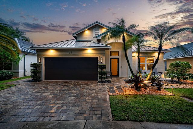 494 Enfield Court, Delray Beach, FL 33444