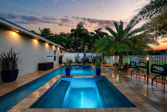 494 Enfield Court, Delray Beach, FL 33444