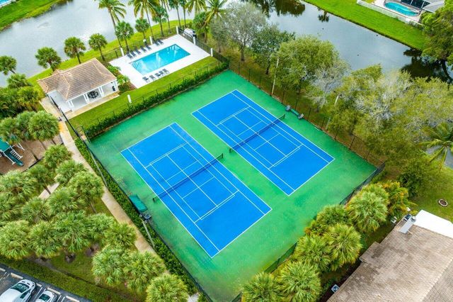 494 Enfield Court, Delray Beach, FL 33444