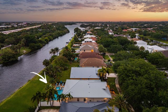 494 Enfield Court, Delray Beach, FL 33444