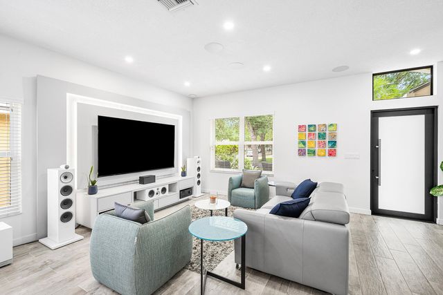 494 Enfield Court, Delray Beach, FL 33444