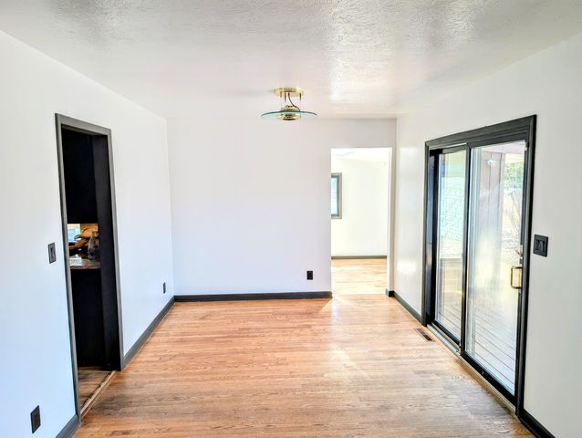 3246 E Berkeley Street, Springfield, MO 65804