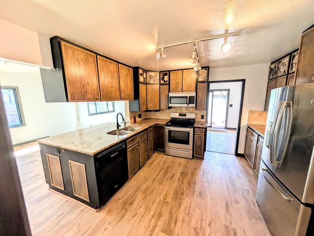 3246 E Berkeley Street, Springfield, MO 65804